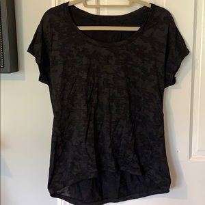 Lulu lemon t shirt top